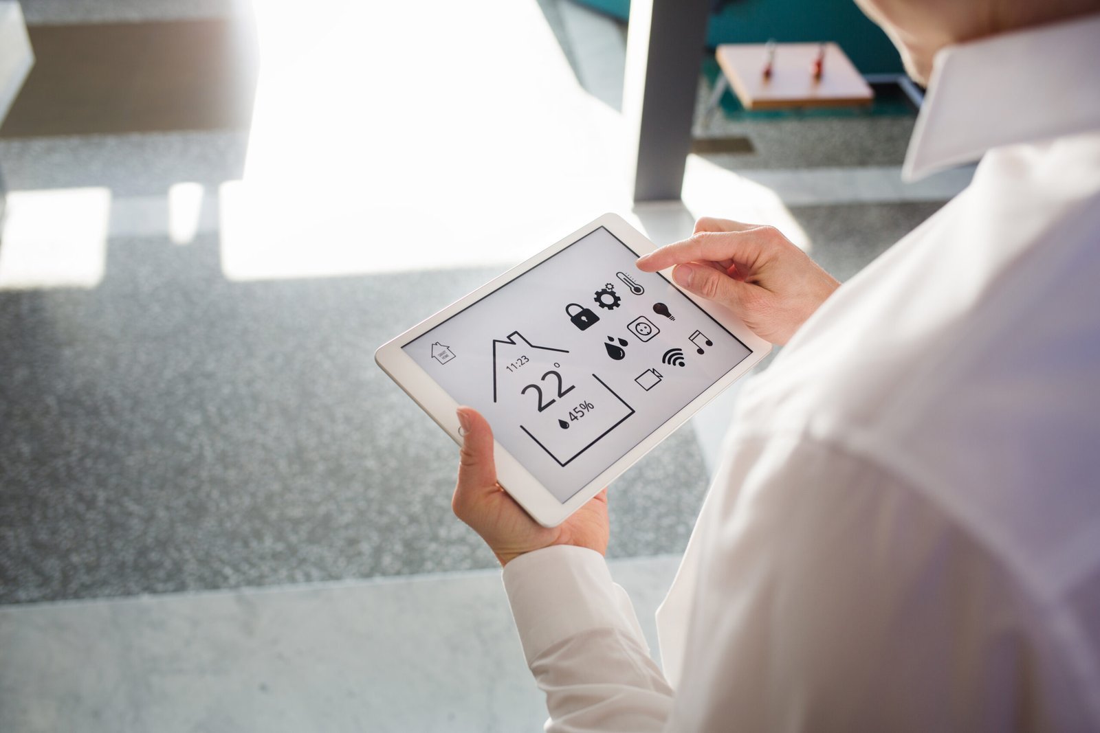 Bediening van slimme gebouwsystemen via tablet